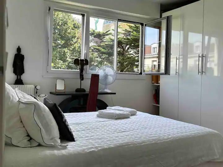 Private Bedrooms Near Eiffel Tower Parigi Esterno foto